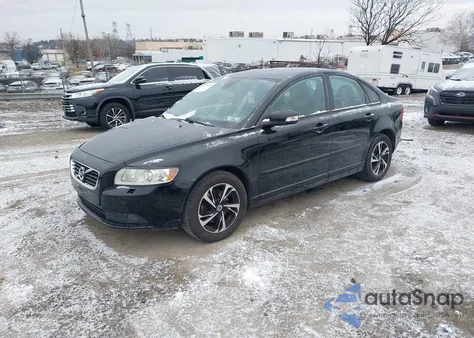 2011 Volvo S40 T5/T5 R-Design from USA, damaged, VIN YV1672MS5B2535758